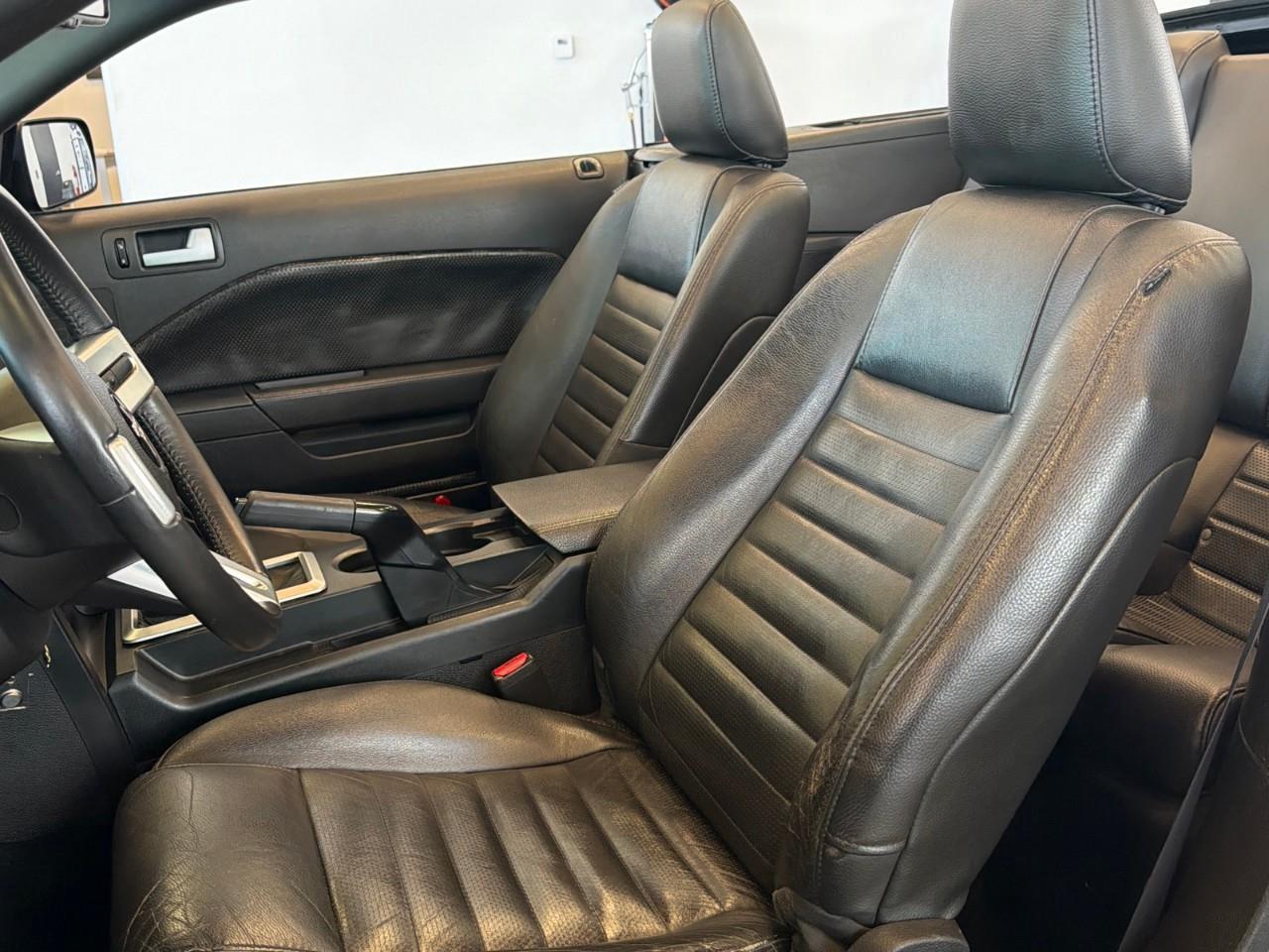 2008 Ford Mustang GT 2Dr Convertible Photo