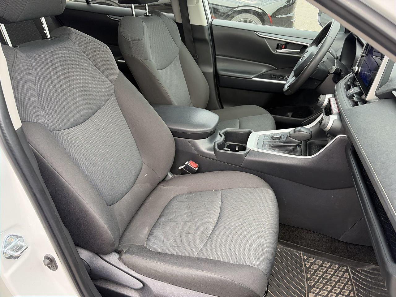 2025 Toyota RAV4 Hybrid XLE AWD SUNROOF   HEAT STEER   BLINDSPOT MONITOR Photo