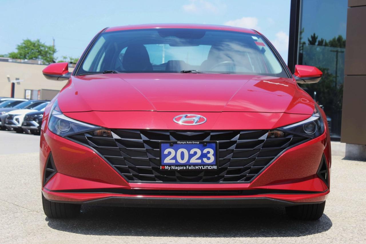 2023 Hyundai Elantra Preferred IVT w/Tech Pkg Photo5