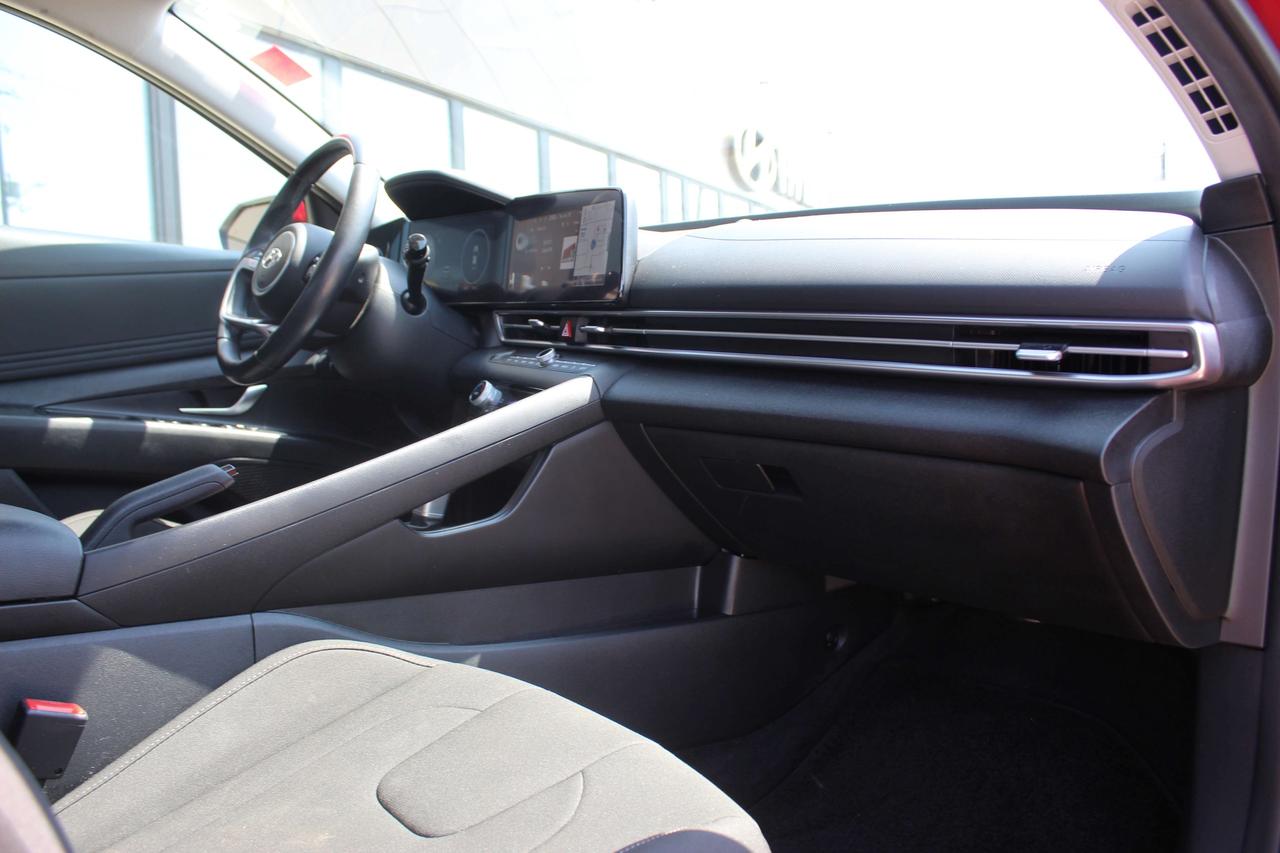 2023 Hyundai Elantra Preferred IVT w/Tech Pkg Photo