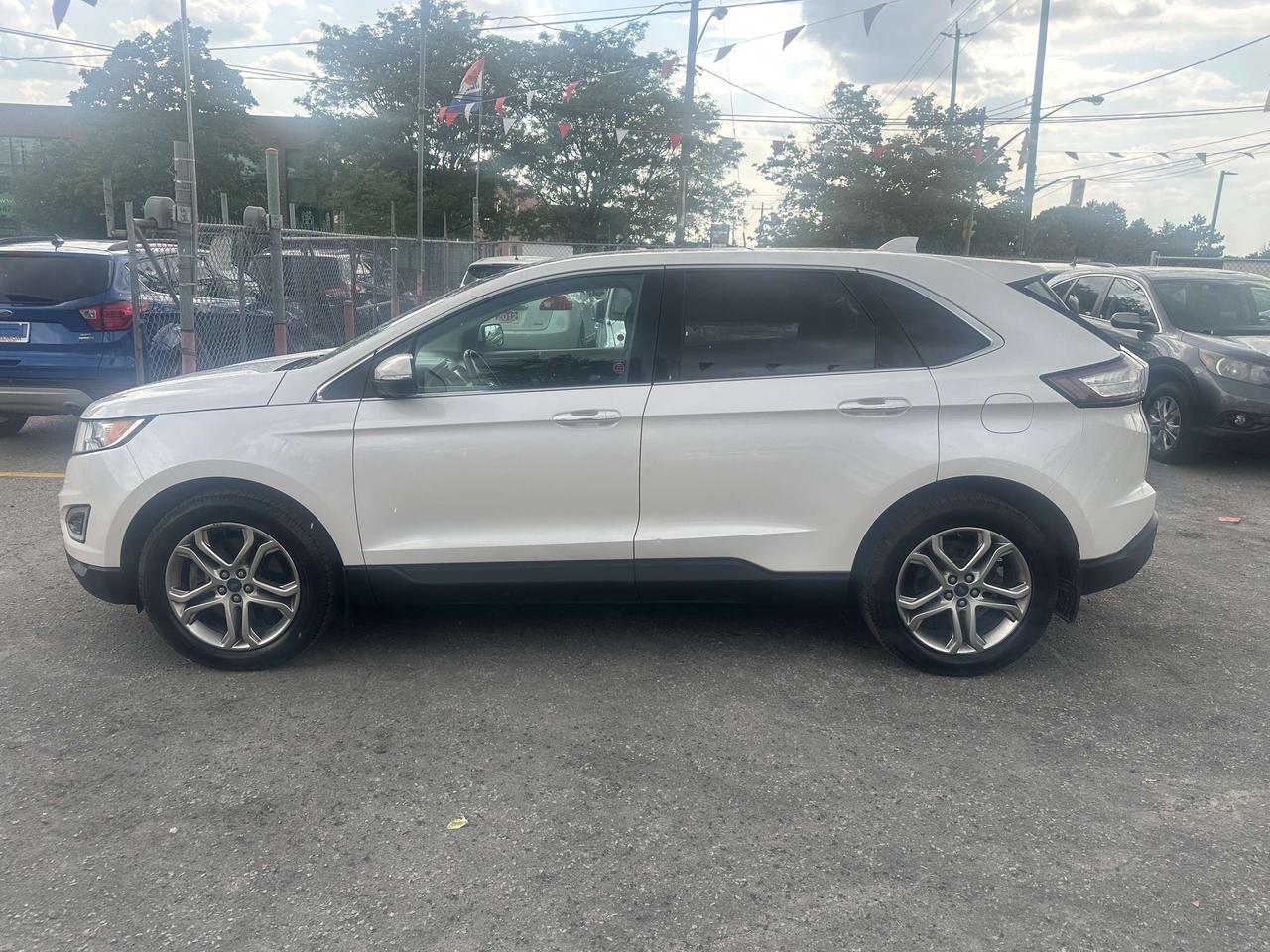 2015 Ford Edge *** BLOWOUT SALE *** Photo2