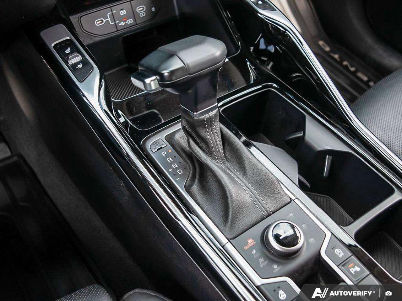 2024 Kia Sorento X-LINE Limited   AWD   Leather   Heated & Cooled Seats   Sunroof Photo