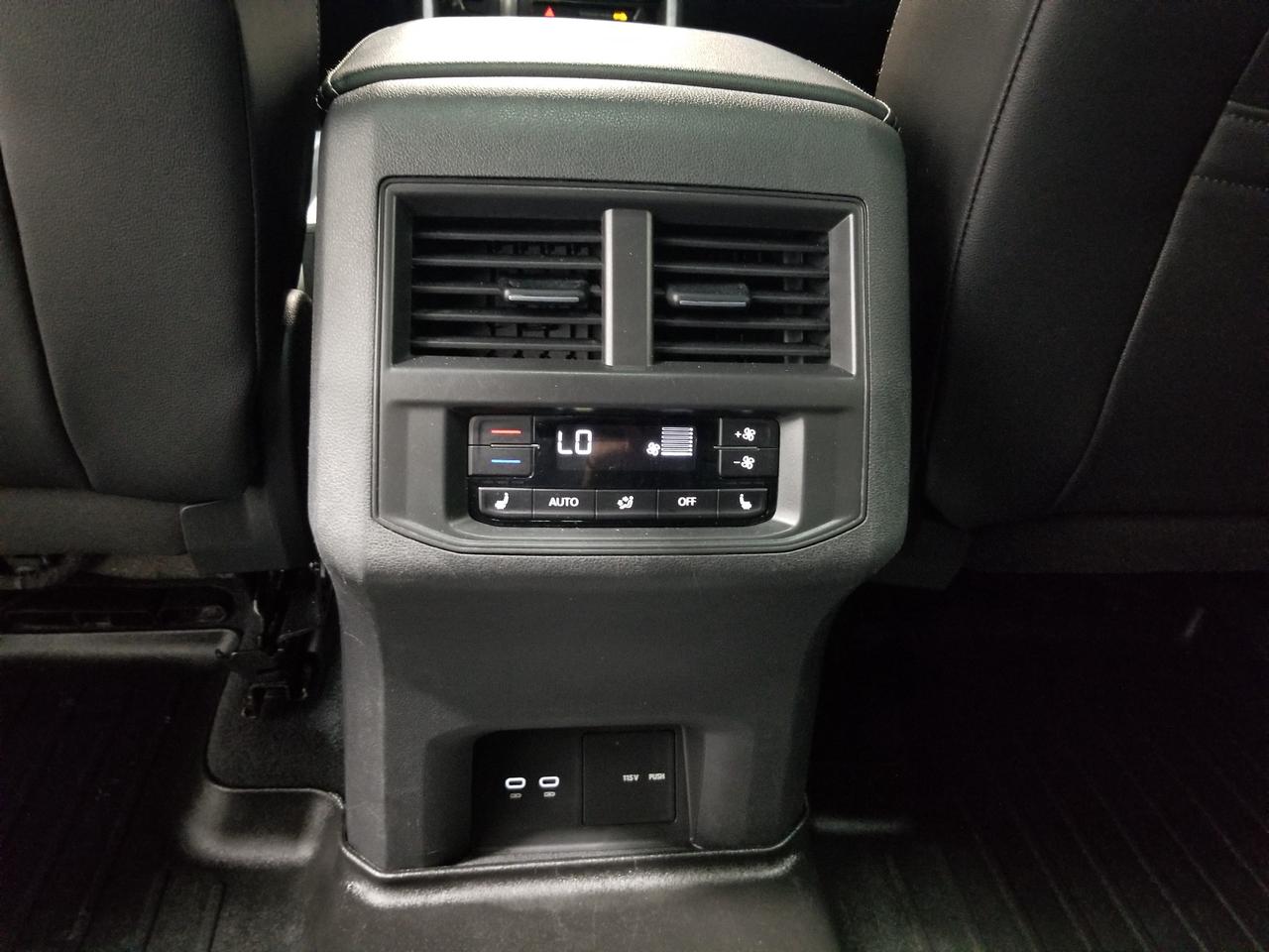 2023 Volkswagen Atlas 3.6 FSI Highline 4dr All-Wheel Drive 4MOTION Photo