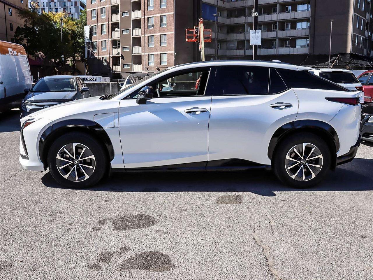 2024 Lexus RZ SIGNATURE ELECTRIC AWD ADAPTIVE CRUISE Photo