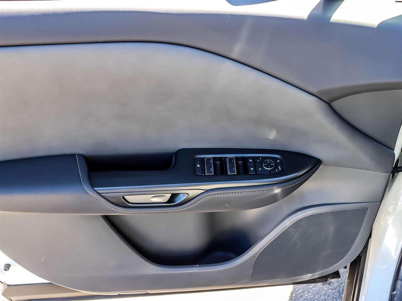 2024 Lexus RZ SIGNATURE ELECTRIC AWD ADAPTIVE CRUISE Photo