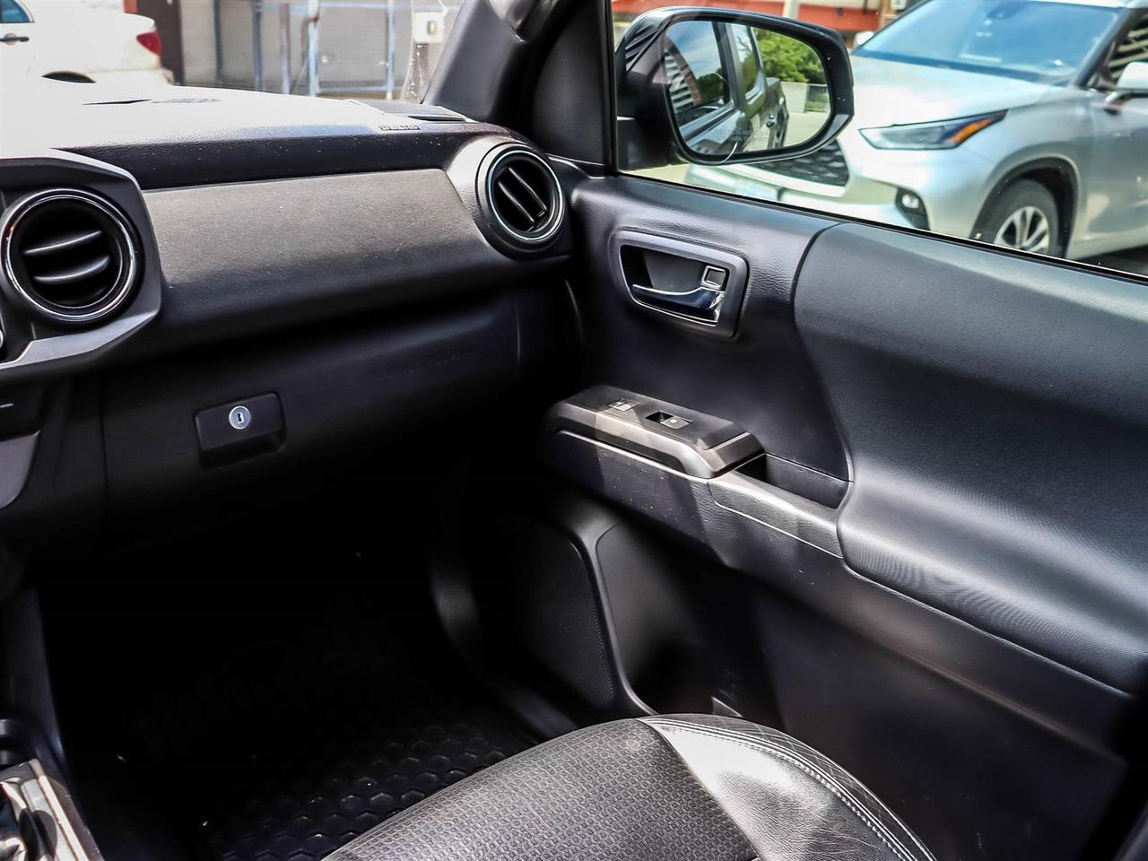 2020 Toyota Tacoma Trd Sport Premium Leather Roof Safety Certified Photo
