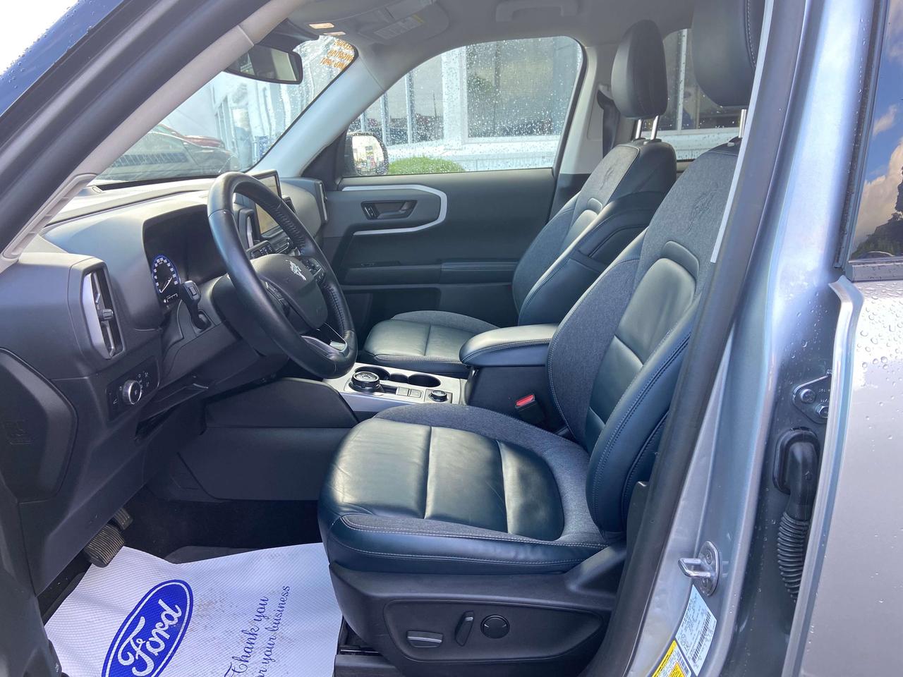 2023 Ford Bronco Sport OUTERBANKS 1.5L 4X4 BLK ROOF TECH PKG CLASS II TOW Photo