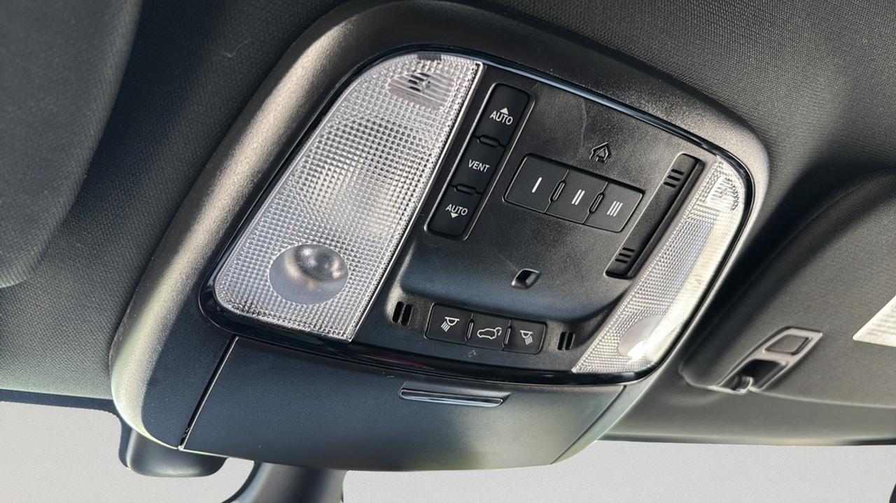 2024 Dodge Durango R/T PLUS 5.7L Photo