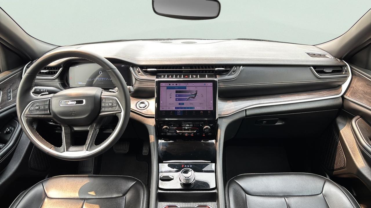 2024 Jeep Grand Cherokee Limited Photo