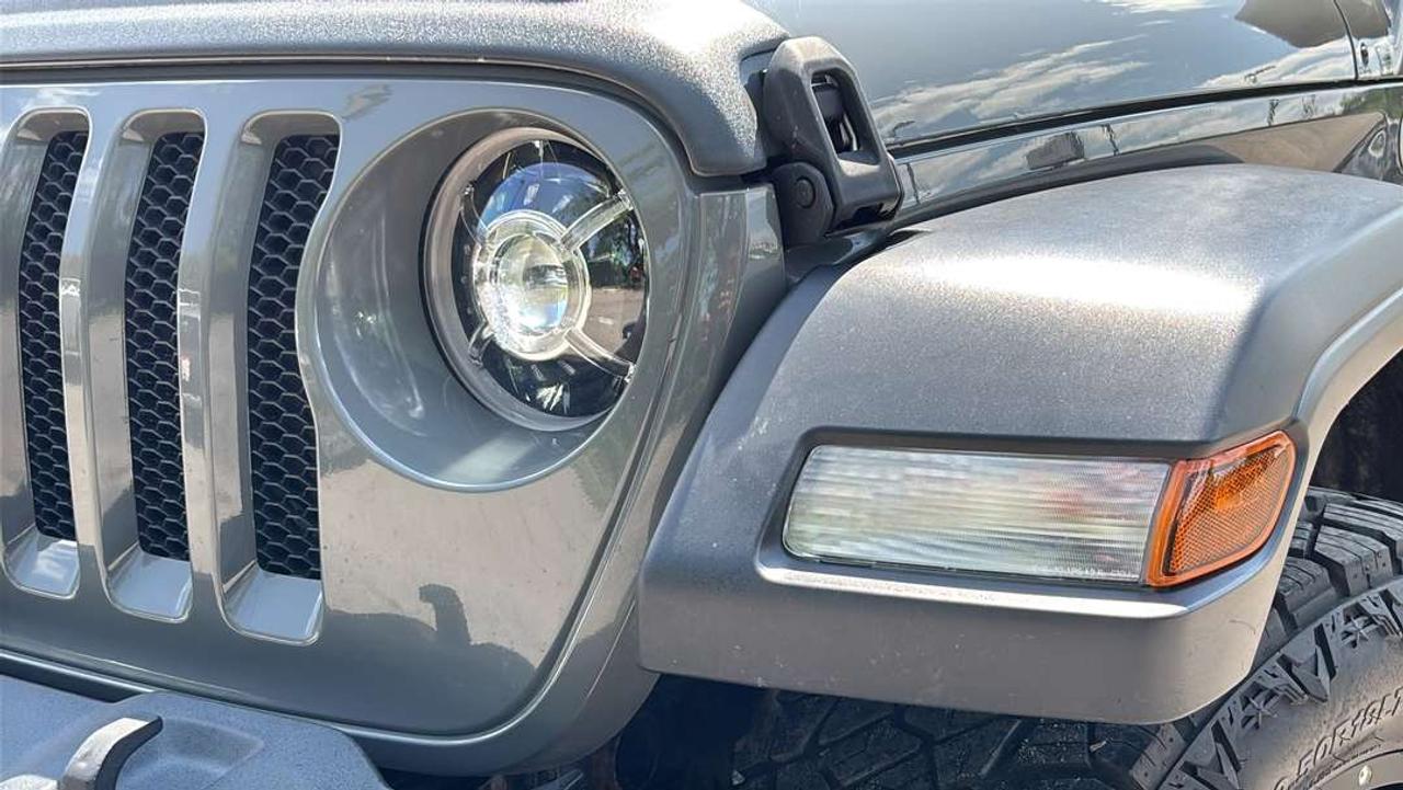 2021 Jeep Wrangler Sport S Photo