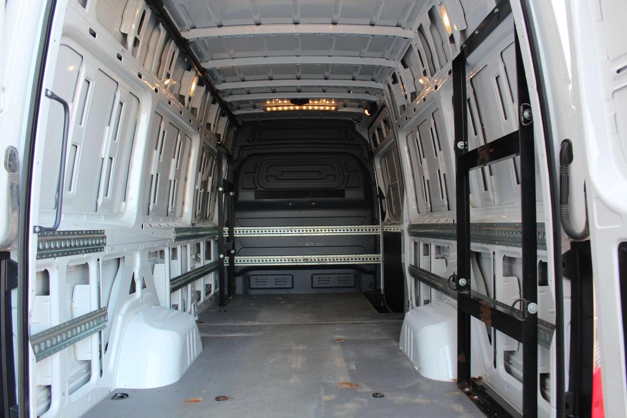 2019 Mercedes-Benz Sprinter 3500 - "SINGLE REAR WHEEL" - "3.0L DIESEL" Photo