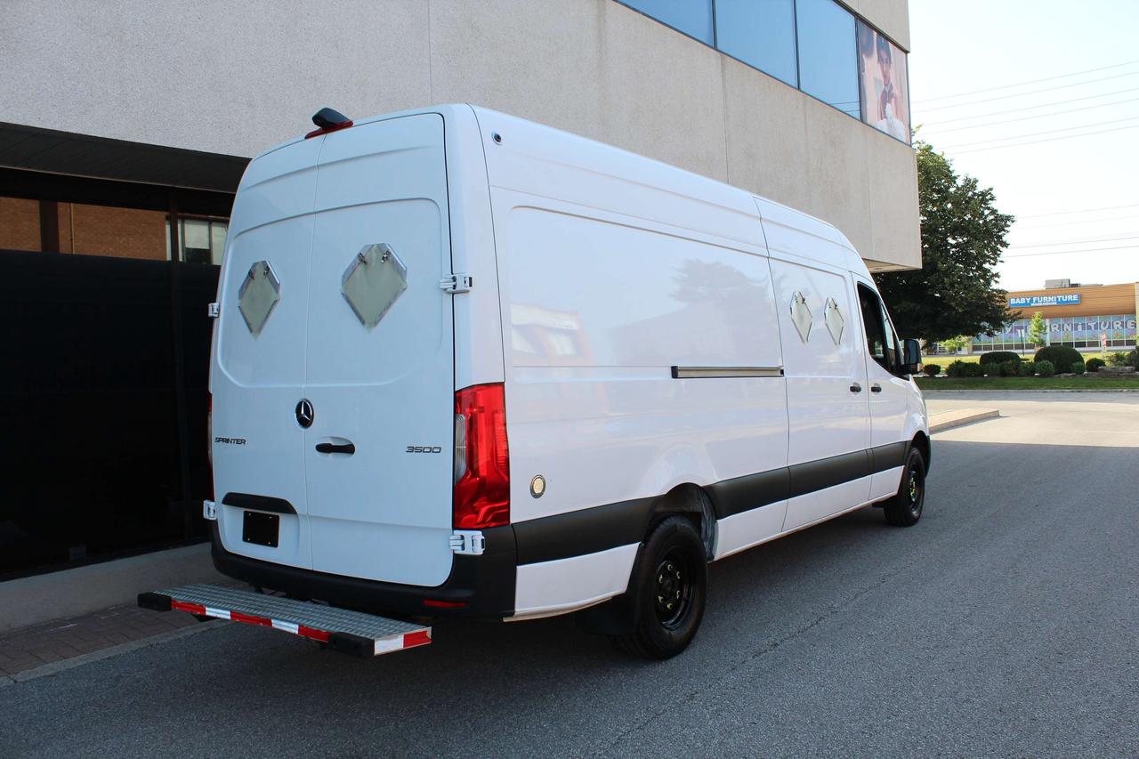 2019 Mercedes-Benz Sprinter 3500 - "SINGLE REAR WHEEL" - "3.0L DIESEL" Photo