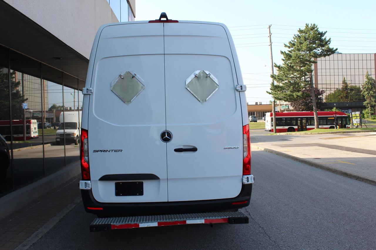 2019 Mercedes-Benz Sprinter 3500 - "SINGLE REAR WHEEL" - "3.0L DIESEL" Photo