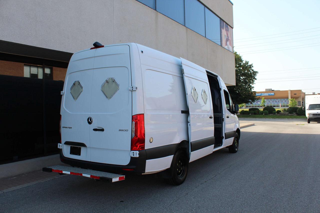 2019 Mercedes-Benz Sprinter 3500 - "SINGLE REAR WHEEL" - "3.0L DIESEL" Photo