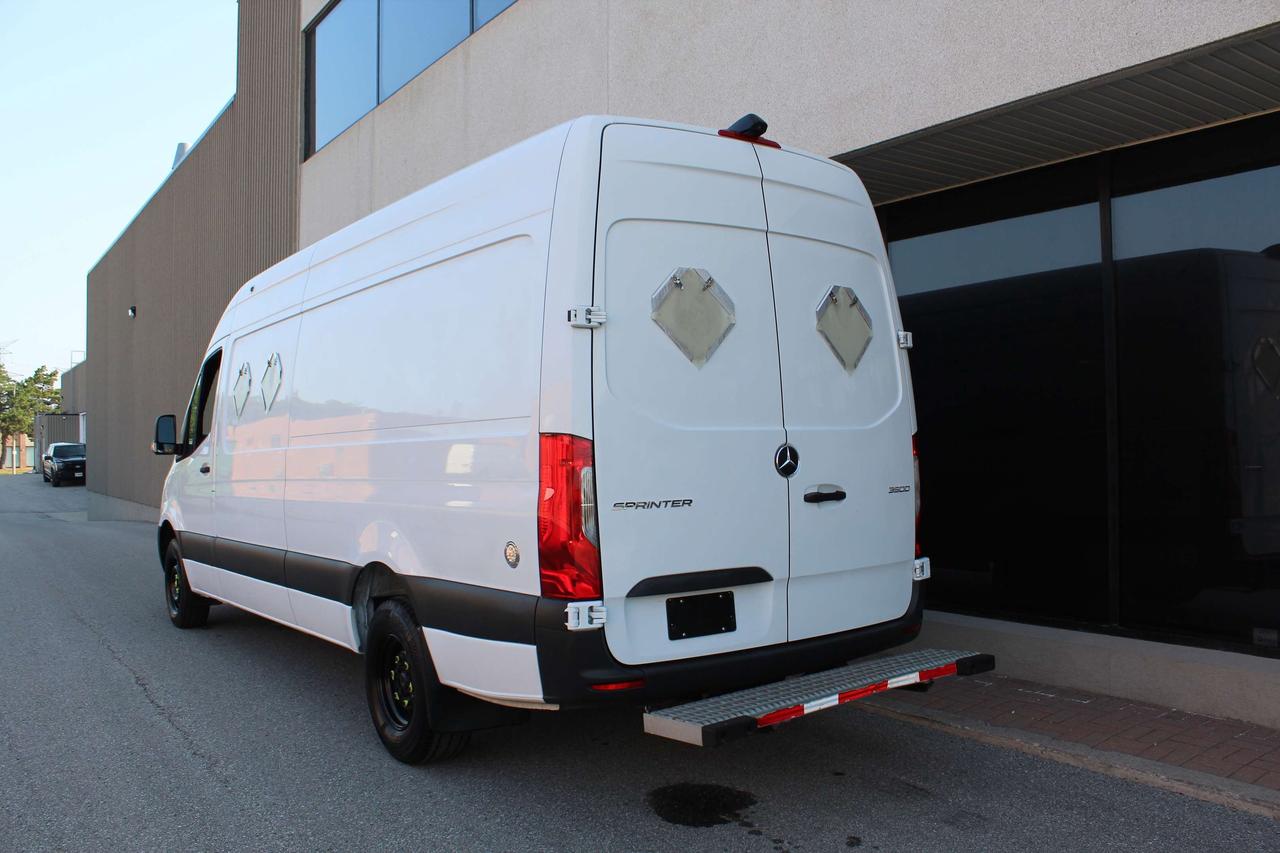2019 Mercedes-Benz Sprinter 3500 - "SINGLE REAR WHEEL" - "3.0L DIESEL" Photo
