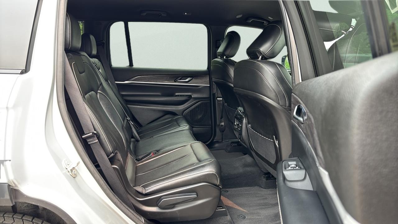 2024 Jeep Grand Cherokee LIMITED L Photo