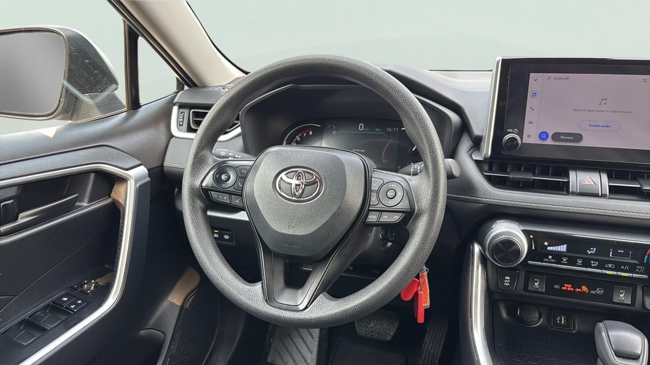 2024 Toyota RAV4 LE AWD Photo