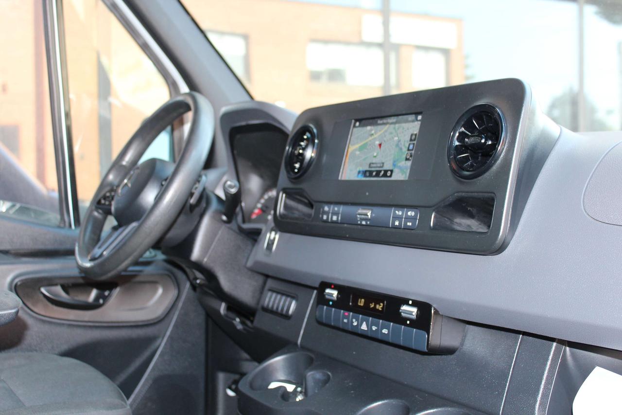 2019 Mercedes-Benz Sprinter 3500 - "SINGLE WHEEL" - "3.0L DIESEL" Photo