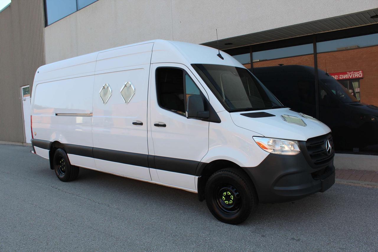 2019 Mercedes-Benz Sprinter 3500 - "SINGLE WHEEL" - "3.0L DIESEL" Photo