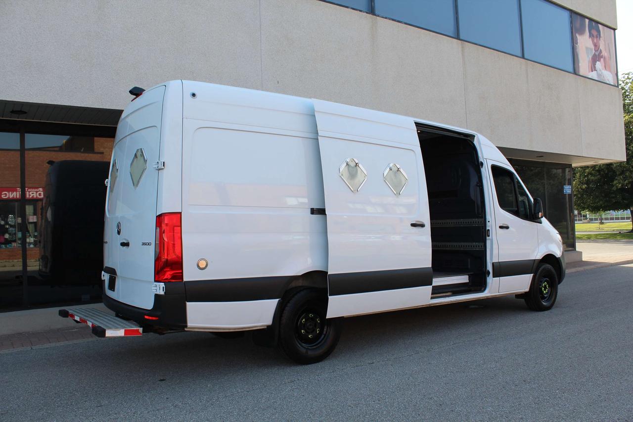 2019 Mercedes-Benz Sprinter 3500 - "SINGLE WHEEL" - "3.0L DIESEL" Photo
