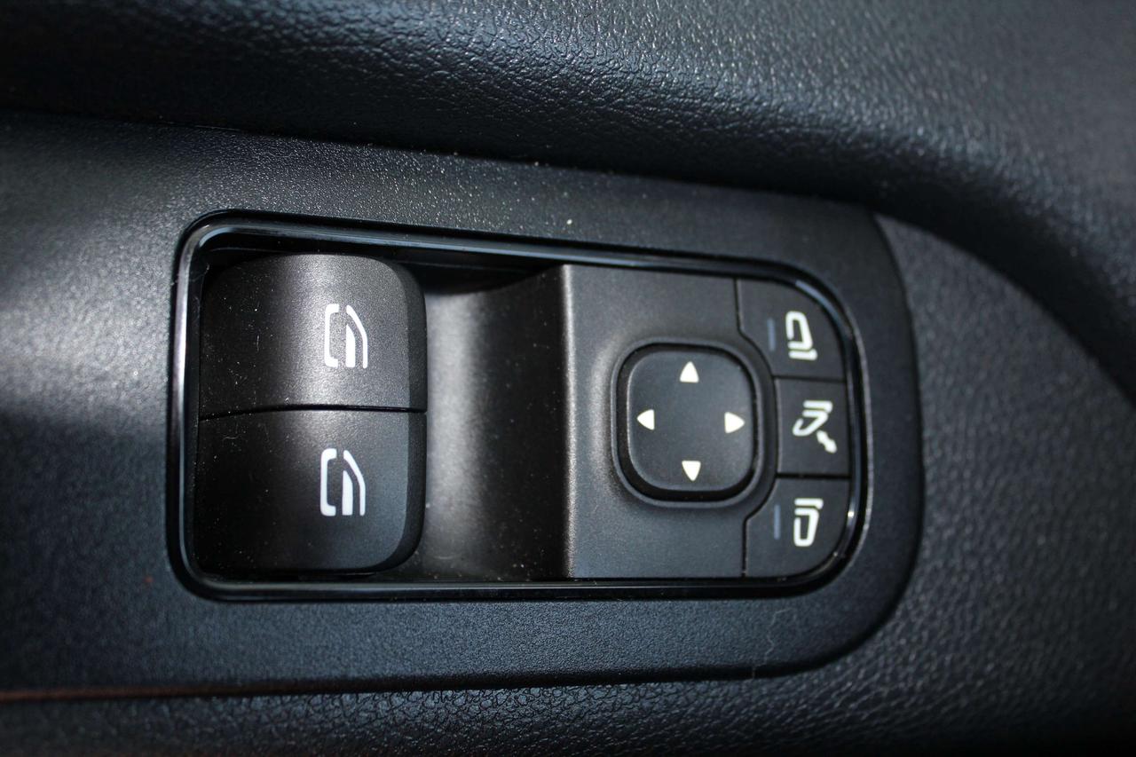 2019 Mercedes-Benz Sprinter 3500 - "SINGLE WHEEL" - "3.0L DIESEL" Photo