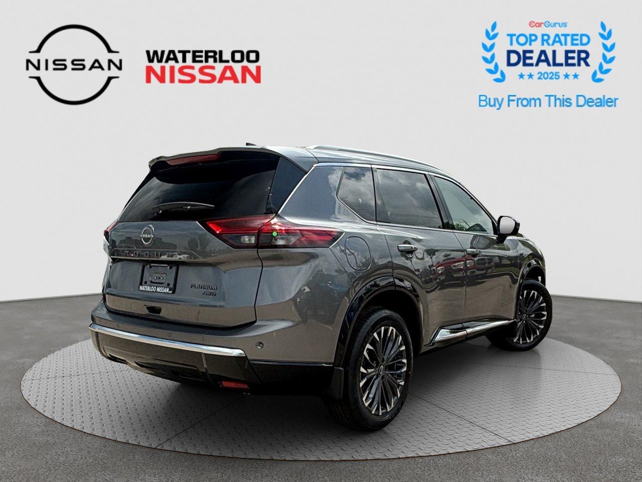 2026 Nissan Rogue Platinum Photo4