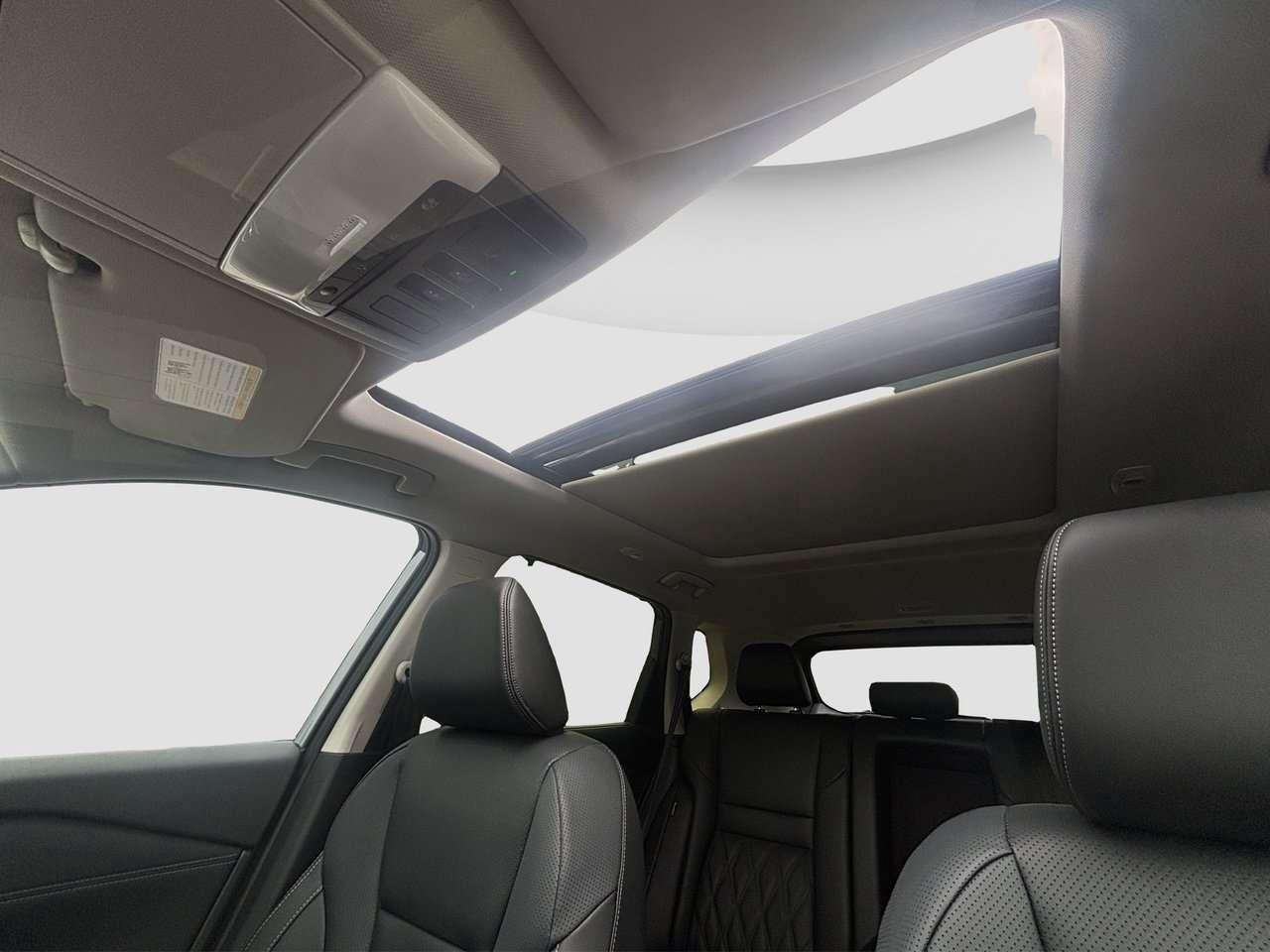 2026 Nissan Rogue Platinum DEMO SALE Photo
