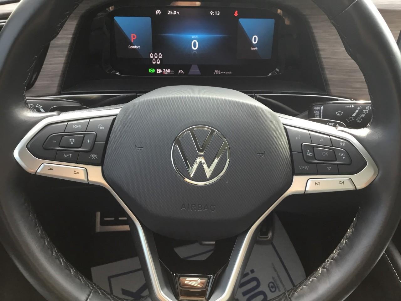 2024 Volkswagen Atlas 2.0 TSI Execline Photo