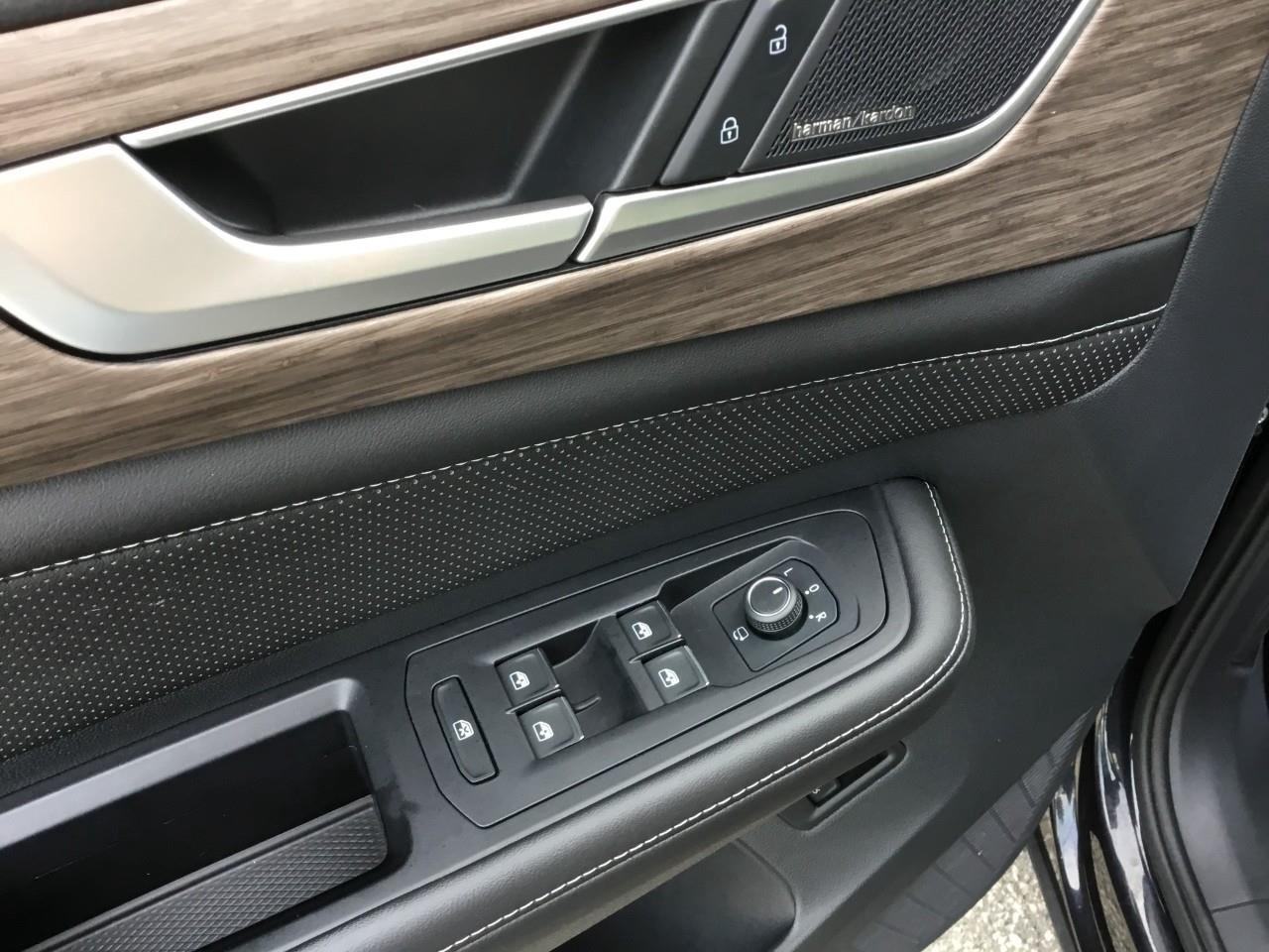 2024 Volkswagen Atlas 2.0 TSI Execline Photo