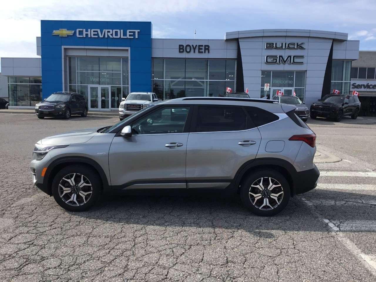 2023 Kia Seltos EX Photo5