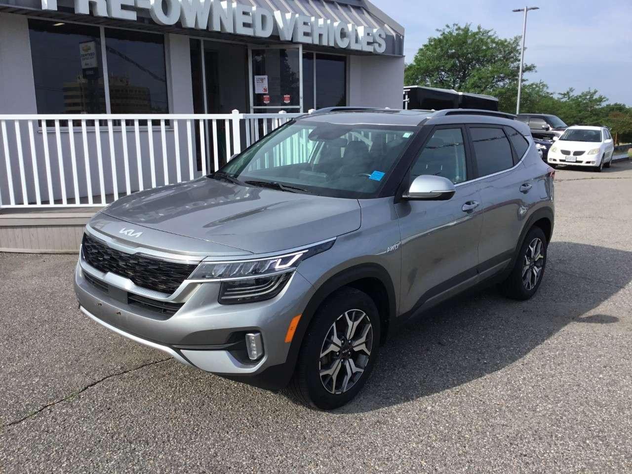 2023 Kia Seltos EX Photo0