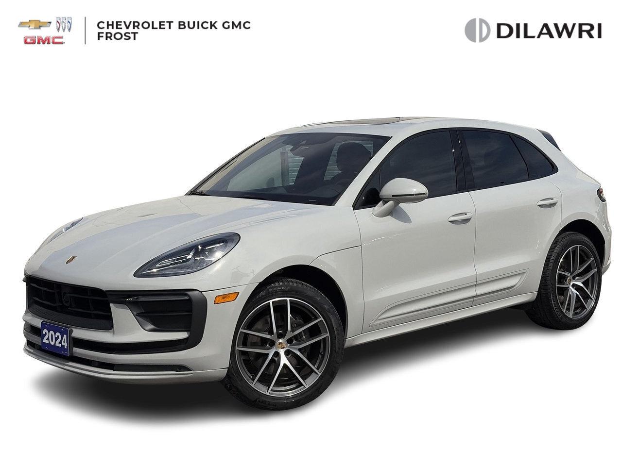 2024 Porsche Macan AWD Low KM   Red Interior   Heated Seats   Wireles Photo