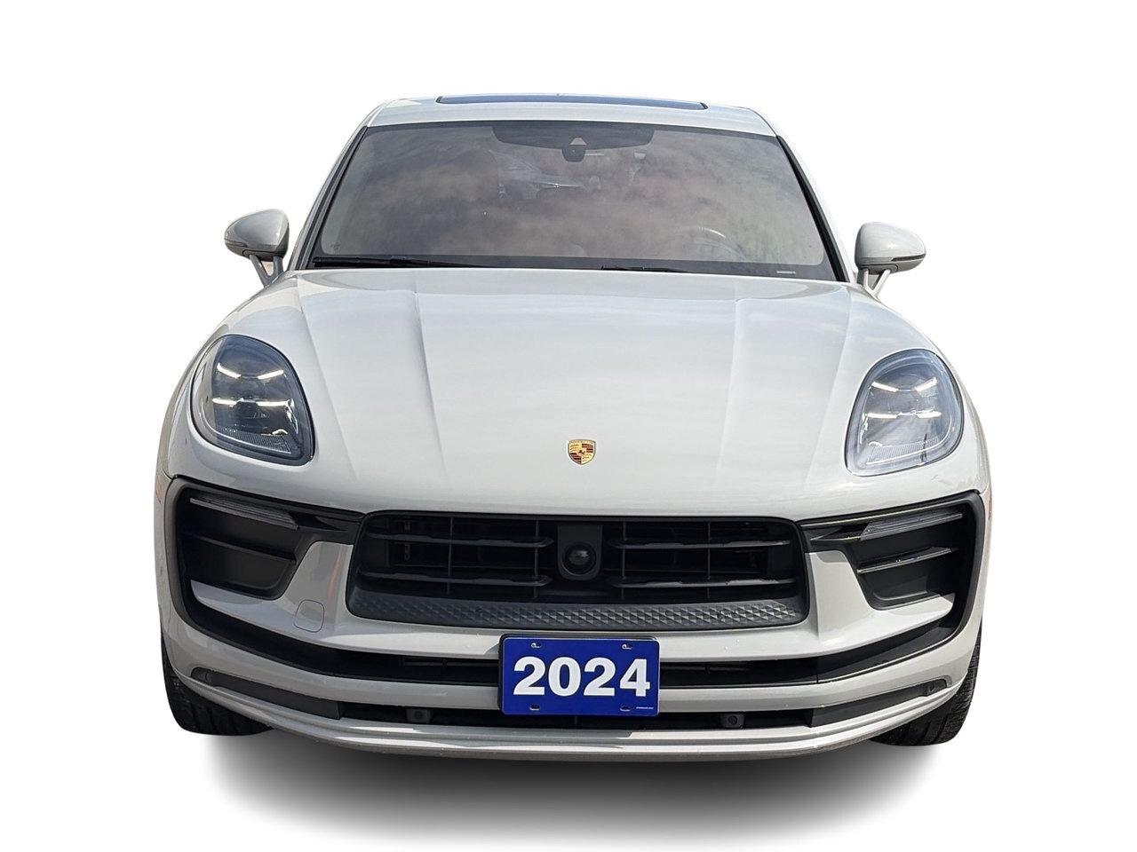 2024 Porsche Macan AWD Low KM   Red Interior   Heated Seats   Wireles Photo