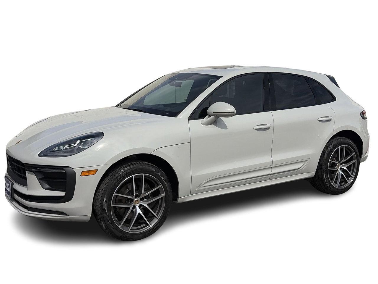 2024 Porsche Macan AWD Low KM   Red Interior   Heated Seats   Wireles Photo