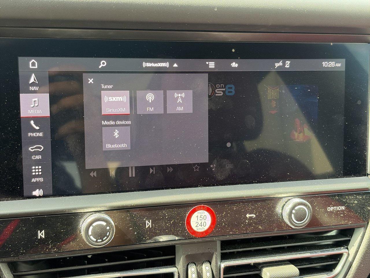 2024 Porsche Macan AWD Low KM   Red Interior   Heated Seats   Wireles Photo