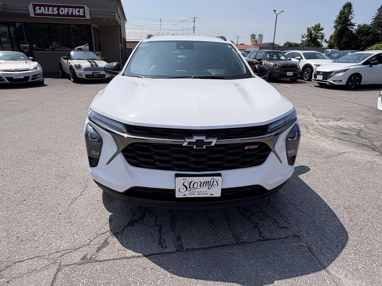 2025 Chevrolet Trax 2RS/LEATHER/HEATED SEATS/BACK UP CAM/ BELLEVILLE Photo