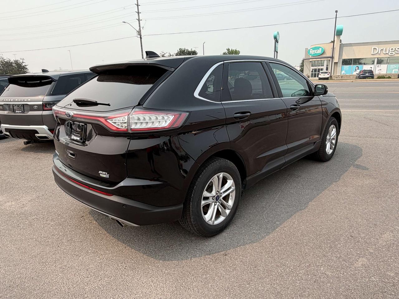 2018 Ford Edge SEL AWD LEATHER CALL NAPANEE 613-354-2100 Photo3