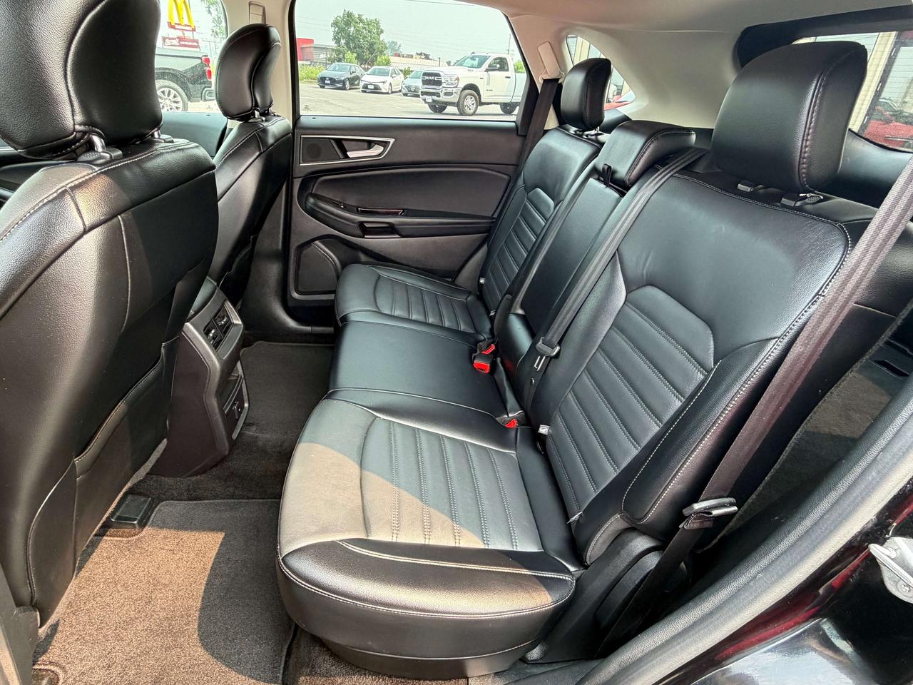 2018 Ford Edge SEL AWD LEATHER CALL NAPANEE 613-354-2100 Photo