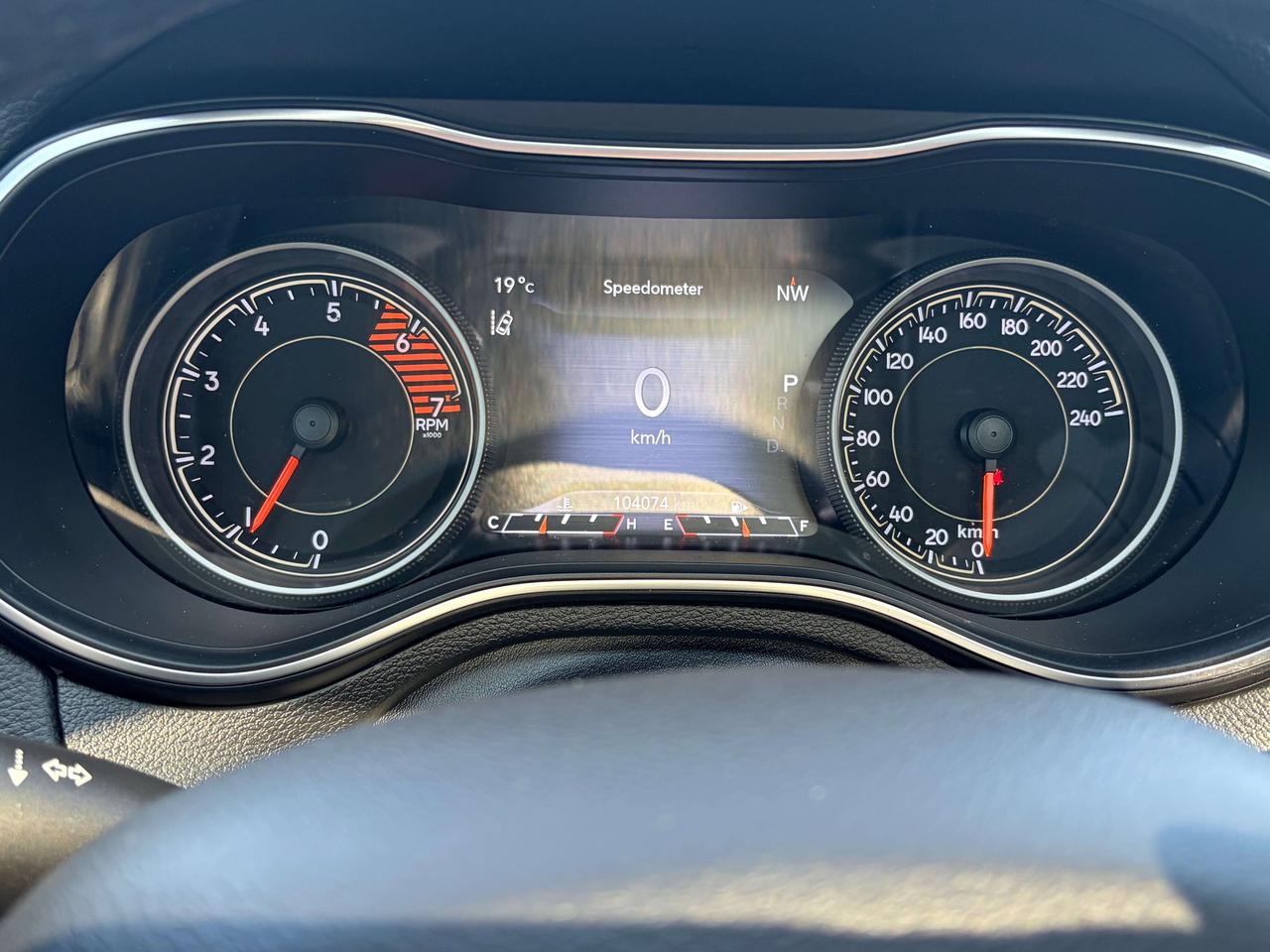 2019 Jeep Cherokee Limited AWD LEATHER/ROOF CALL NAPANEE 613-354-2100 Photo