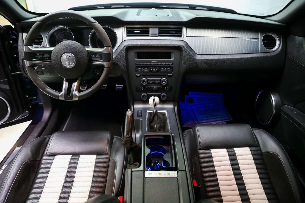 2010 Ford Mustang SHELBY GT 500 5.4L 540HP  LOWKM NAV SERV.RECS MINT Photo