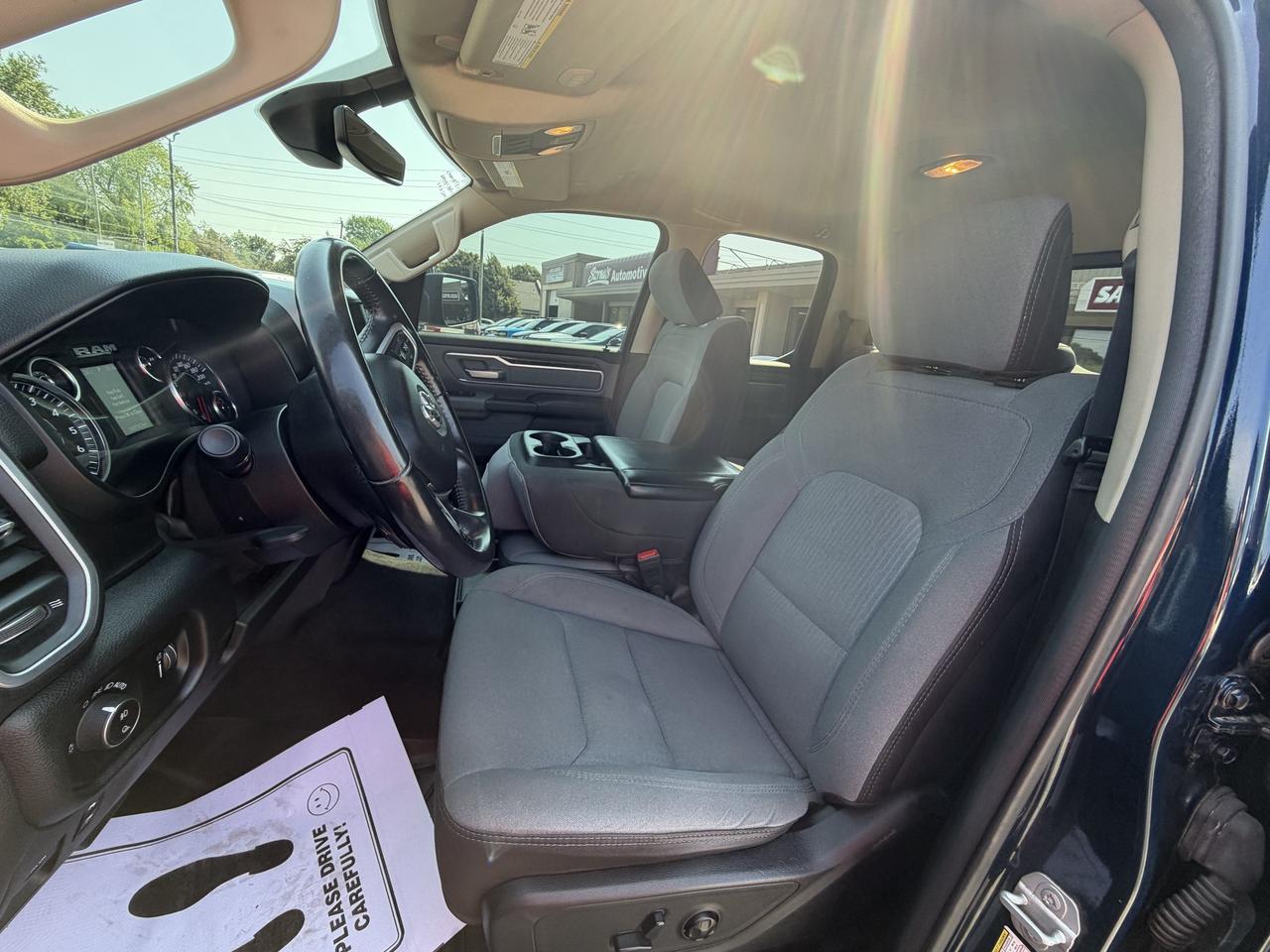 2020 RAM 1500 BIG HORN/4X4/BACK UP CAM/CALL PICTON 613-476-2188 Photo