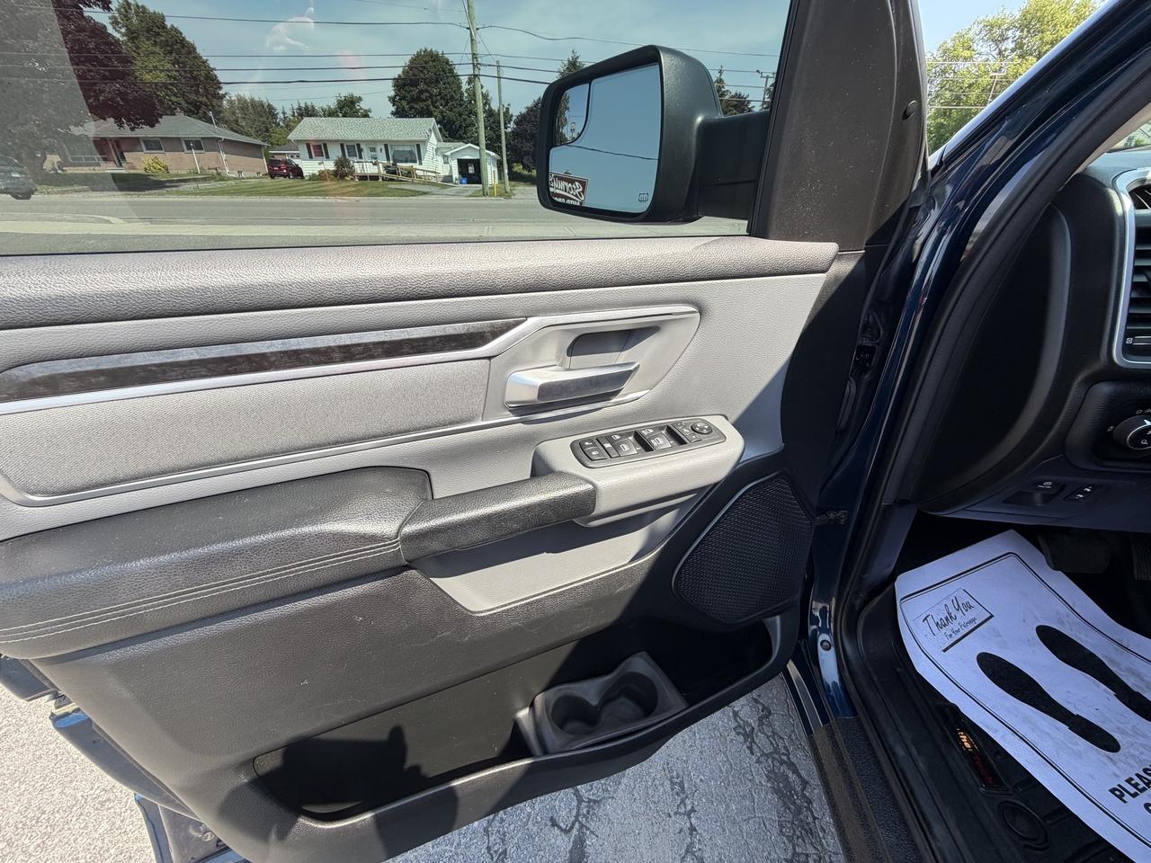 2020 RAM 1500 BIG HORN/4X4/BACK UP CAM/CALL PICTON 613-476-2188 Photo