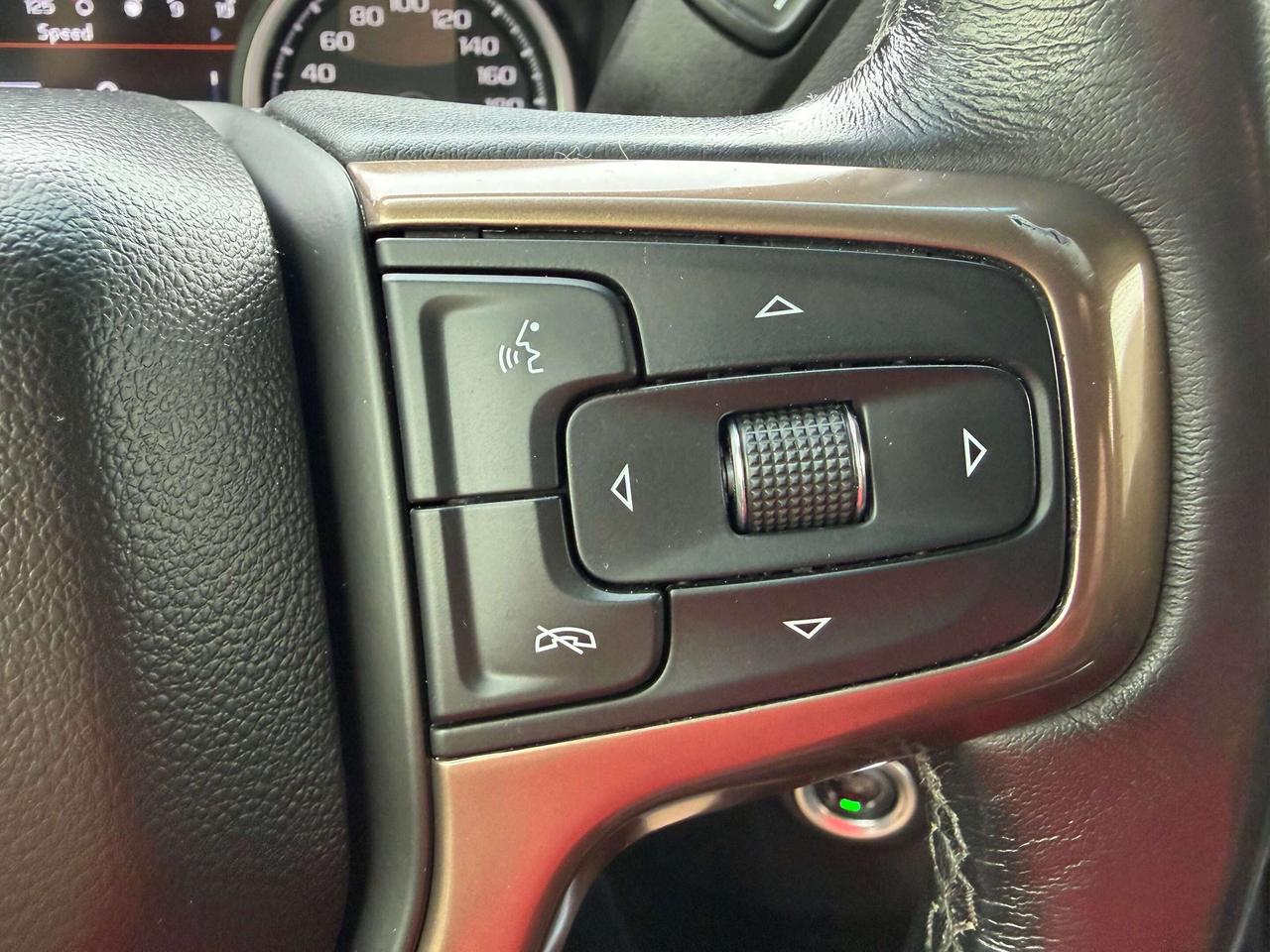 2021 Chevrolet 1500 High Country 5.3L  4x4  CALL NAPANEE  613-354-2100 Photo