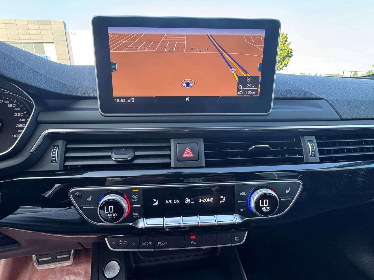 2018 Audi A4 Progressiv Photo