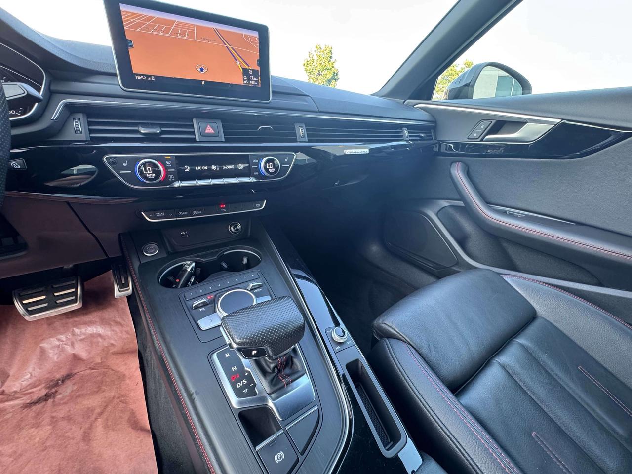 2018 Audi A4 Progressiv Photo