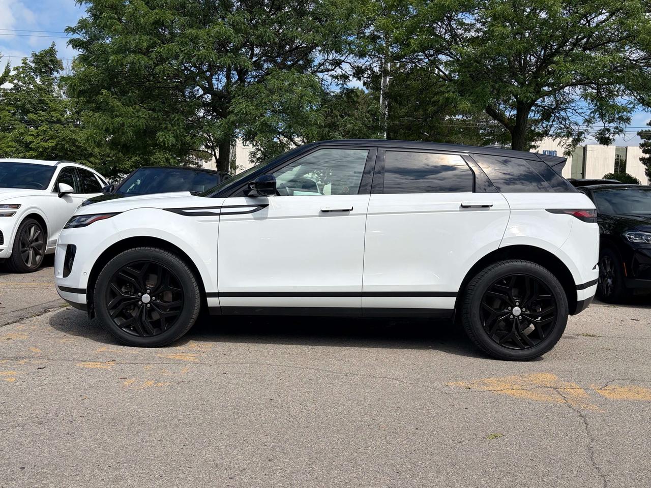 2021 Land Rover Range Rover Evoque SE, HEADS UP, 360 CAM, SLIDING PANO ROOF, NAVI Photo