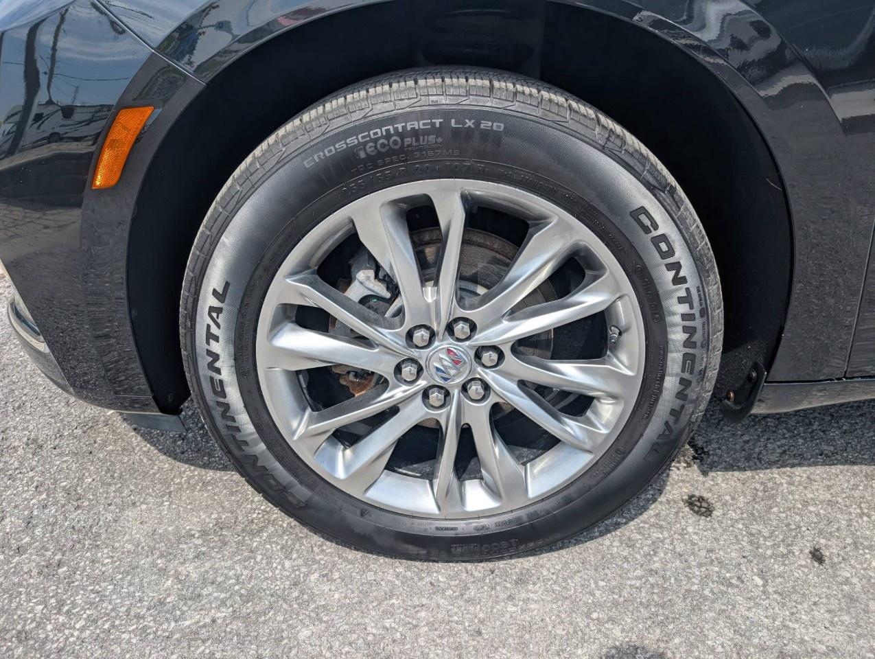 2024 Buick Enclave Avenir AWD Photo