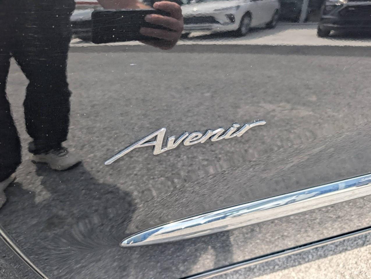 2024 Buick Enclave Avenir AWD Photo