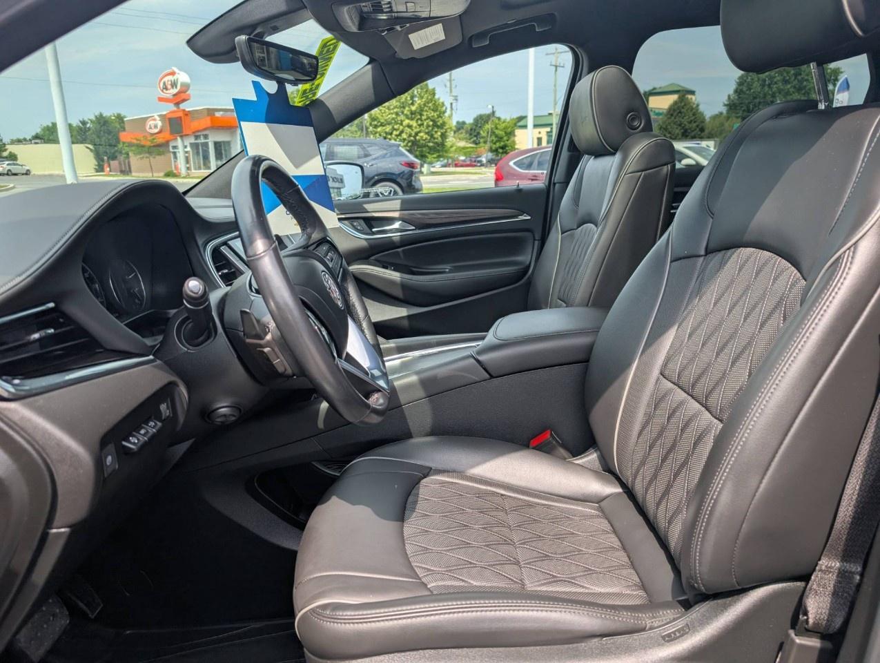 2024 Buick Enclave Avenir AWD Photo