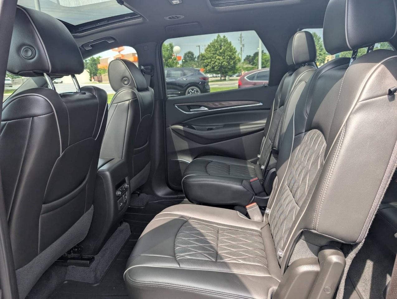 2024 Buick Enclave Avenir AWD Photo